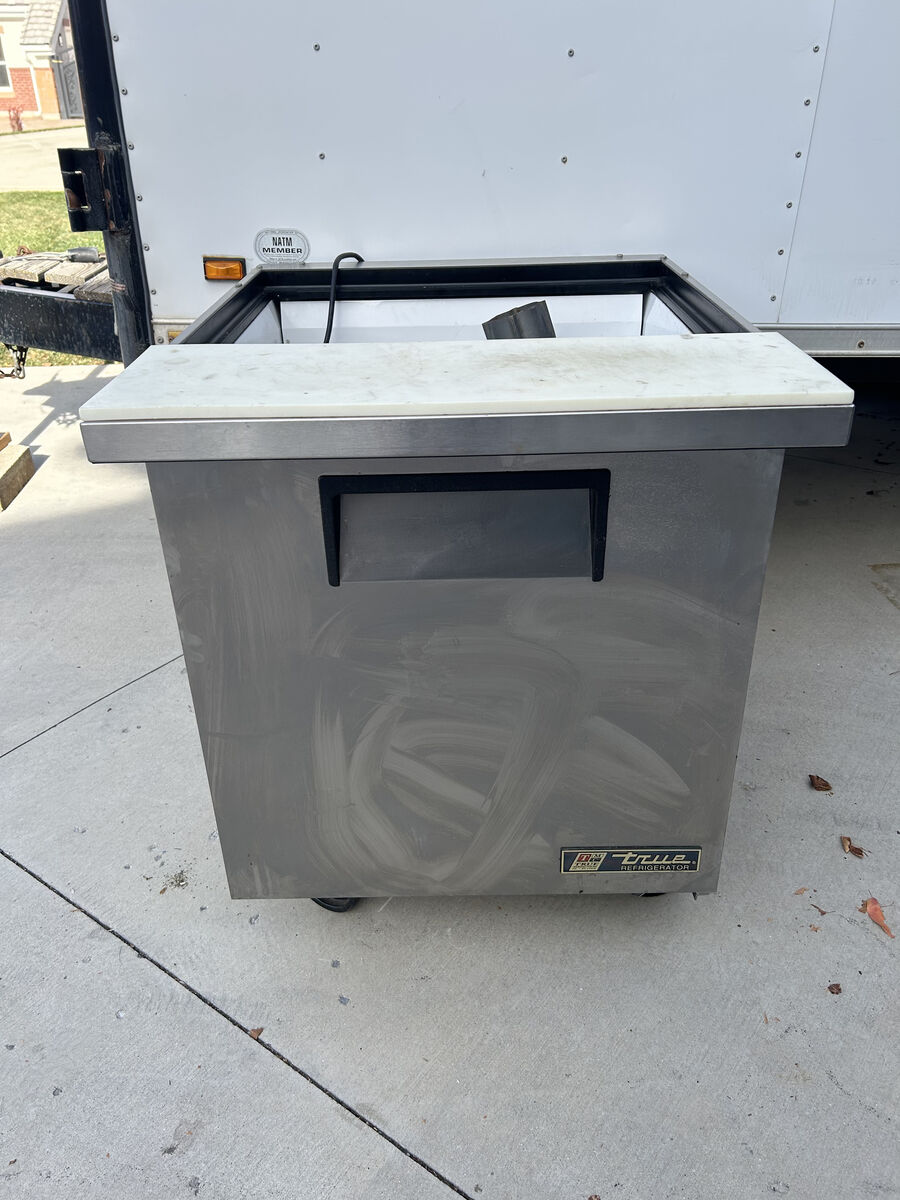 True 3‑Foot Sandwich Prep Table (Refrigerated)