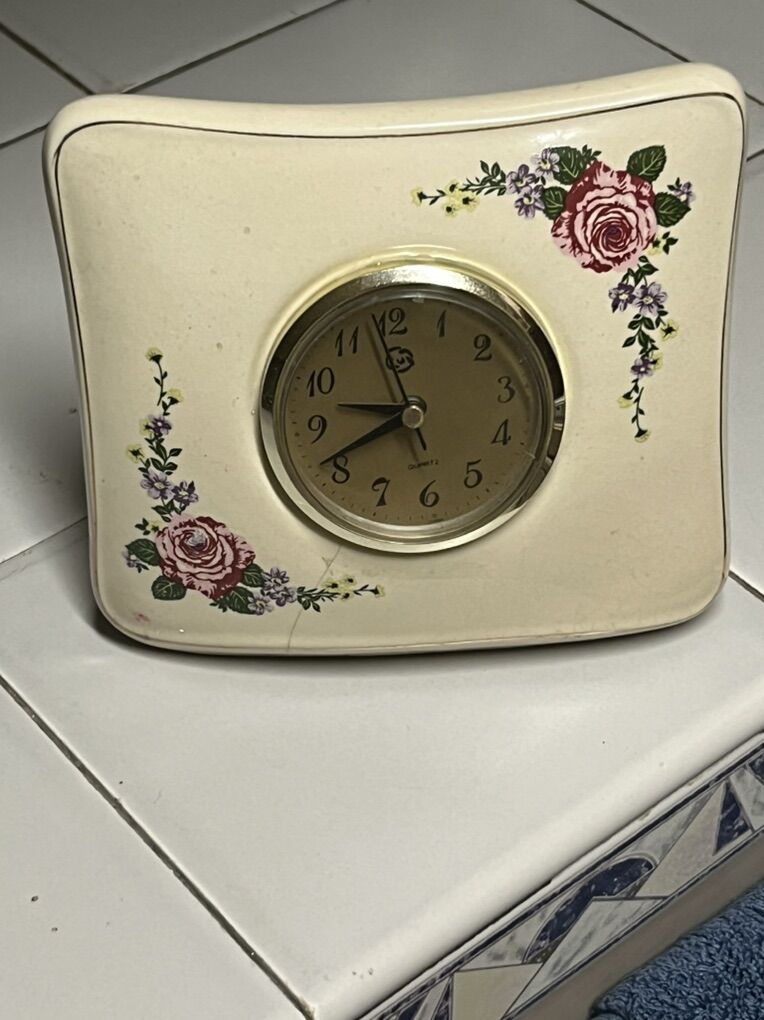 Tabletop Clock