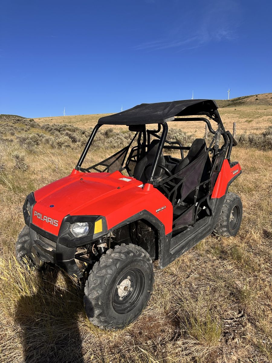 Polaris RZR 800 Red 2-Seater UTV Side-by-Side (Used)