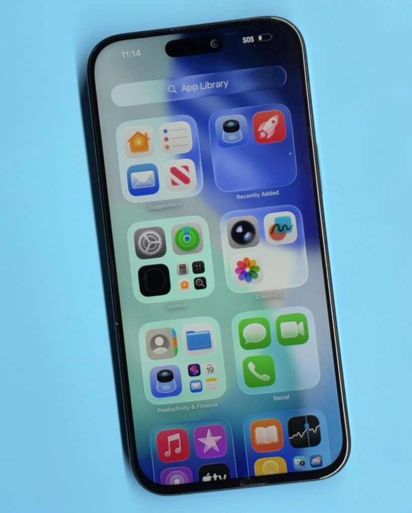 256 Gb  iPhone 16 Pro Max 100% Battery W/ Warranty