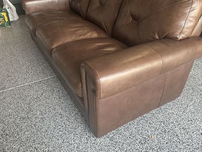Brown Leather 3-Cushion Sofa with Tufted Back & Nailhead Trim