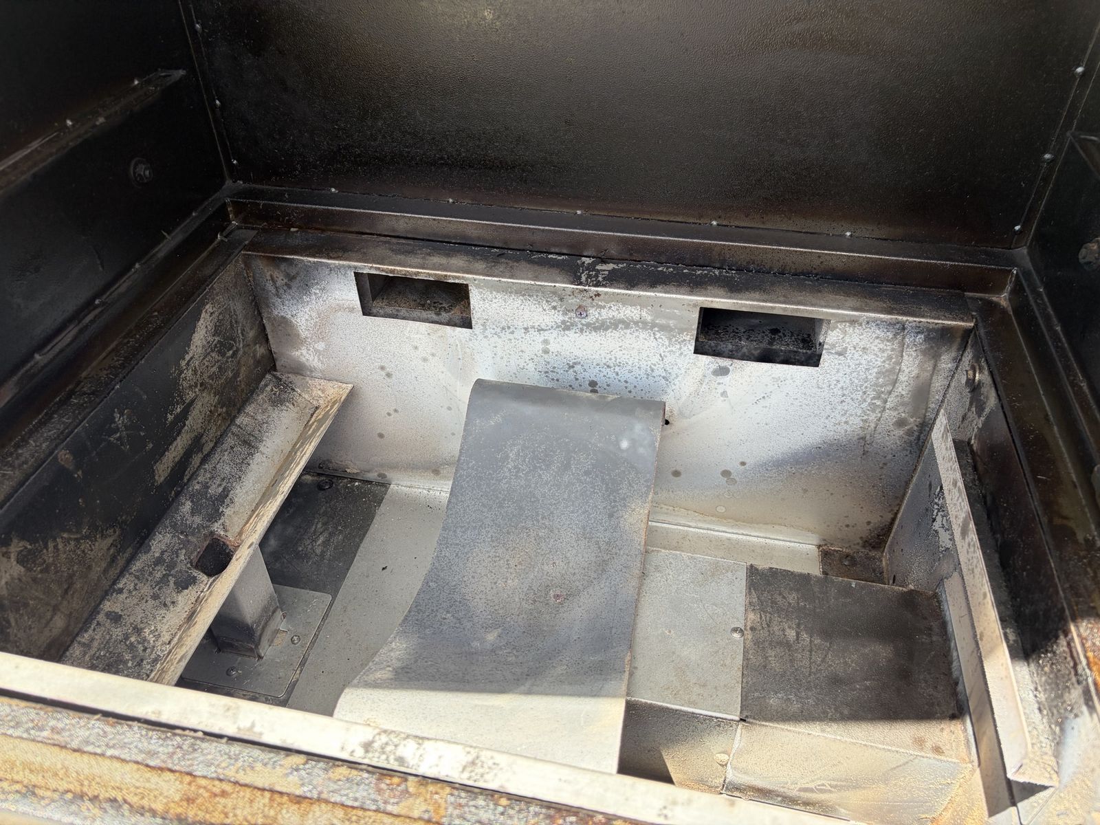 Main image 8