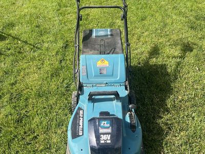 Makita 36V electric lawnmower