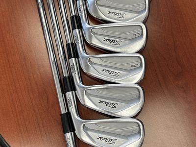 Titleist 620 CB 3-PW