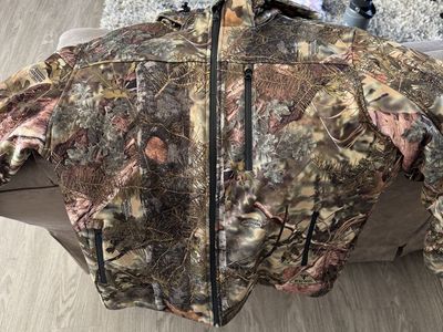 Kings camo size large thick coat