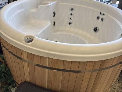 NORDIC Hot Tubs Spa Sale