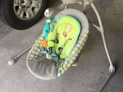 Baby swing