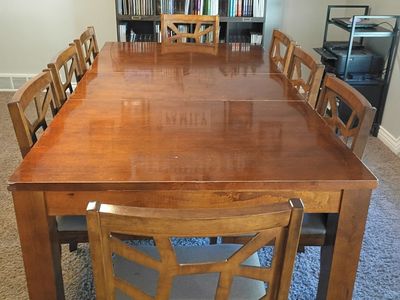 table and chairs