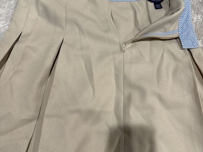 Tommy hill figure school uniform skirt size 0