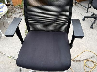 Rolling Adjustable Desk Chair