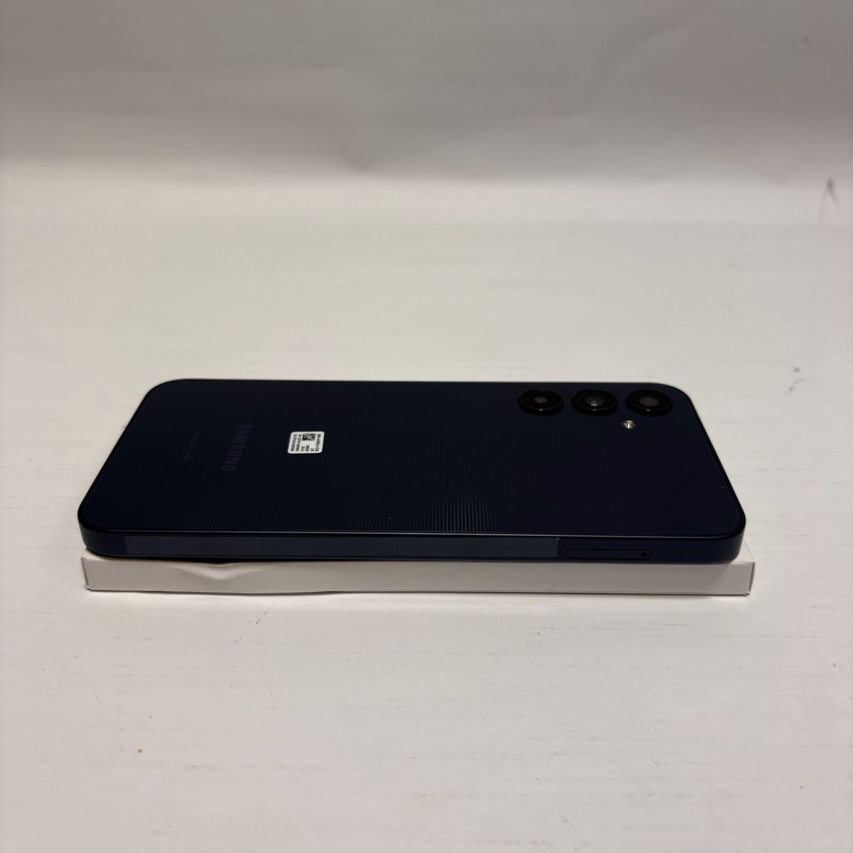 Main image 5