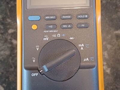 Fluke model 87 True RMS Multimeter needs help