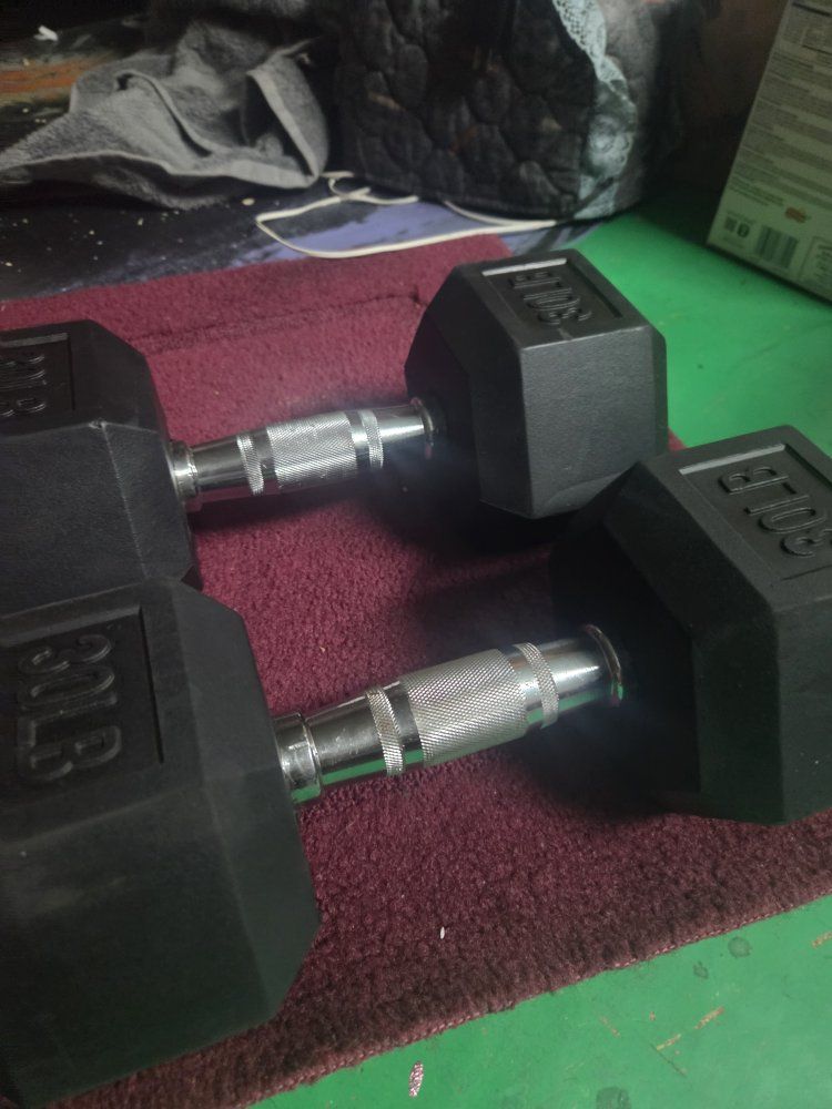 Pair of 30 LB Rubber Encased Hex Dumbbells