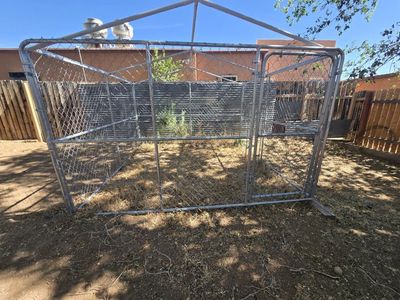 Dog Kennel/Run