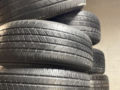 4 TIRES BRIDGESTONE P215-55-17 TURANZA GOOD CONDIT