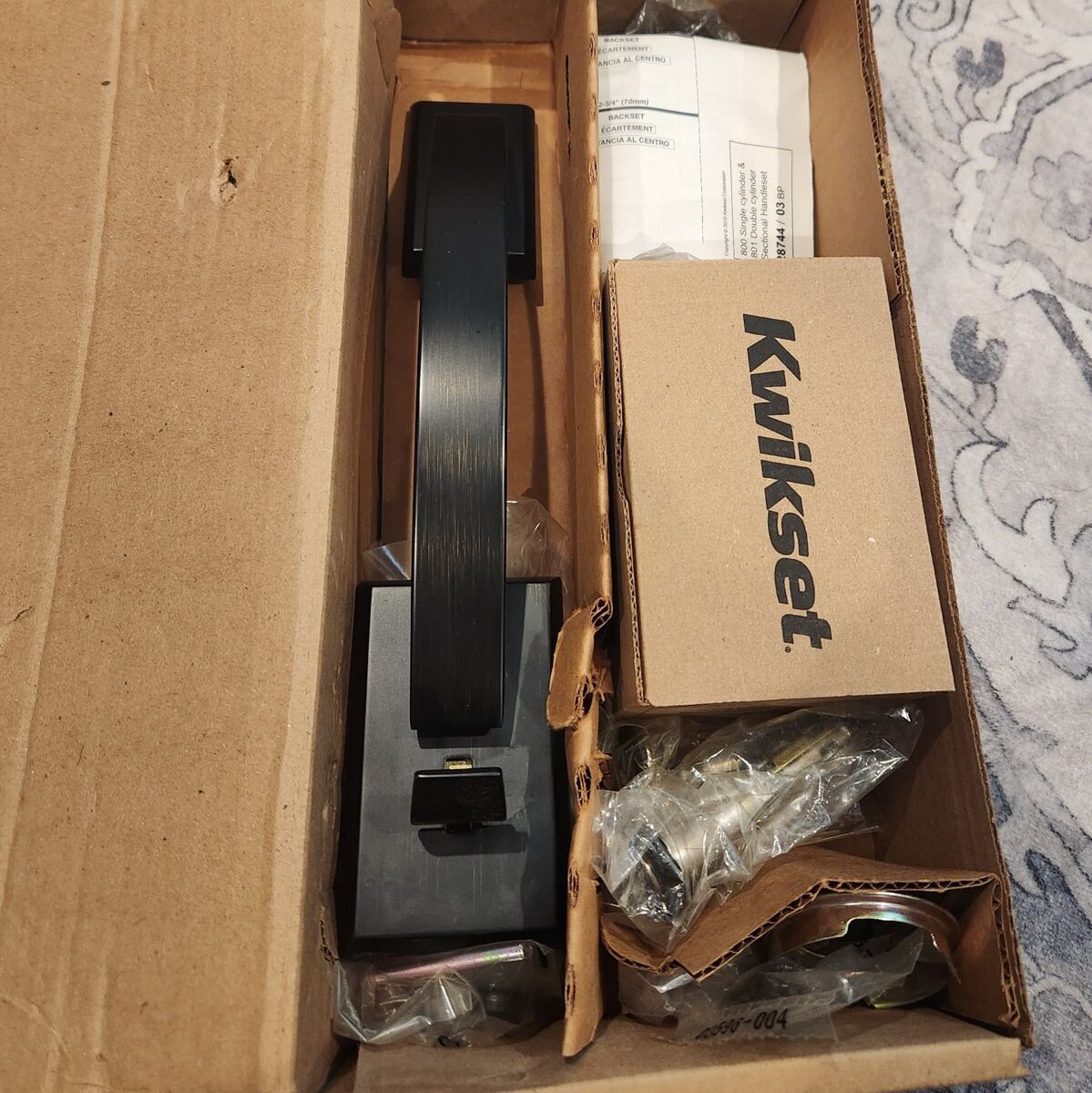 Kwikset Door Handle and lock lip set.