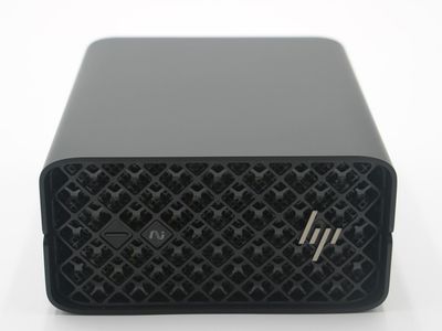 HP Z2 MINI G1a Workstation /AMD Ryzen AI Max+ Pro 395 / 28GB RAM / 2TB SSD