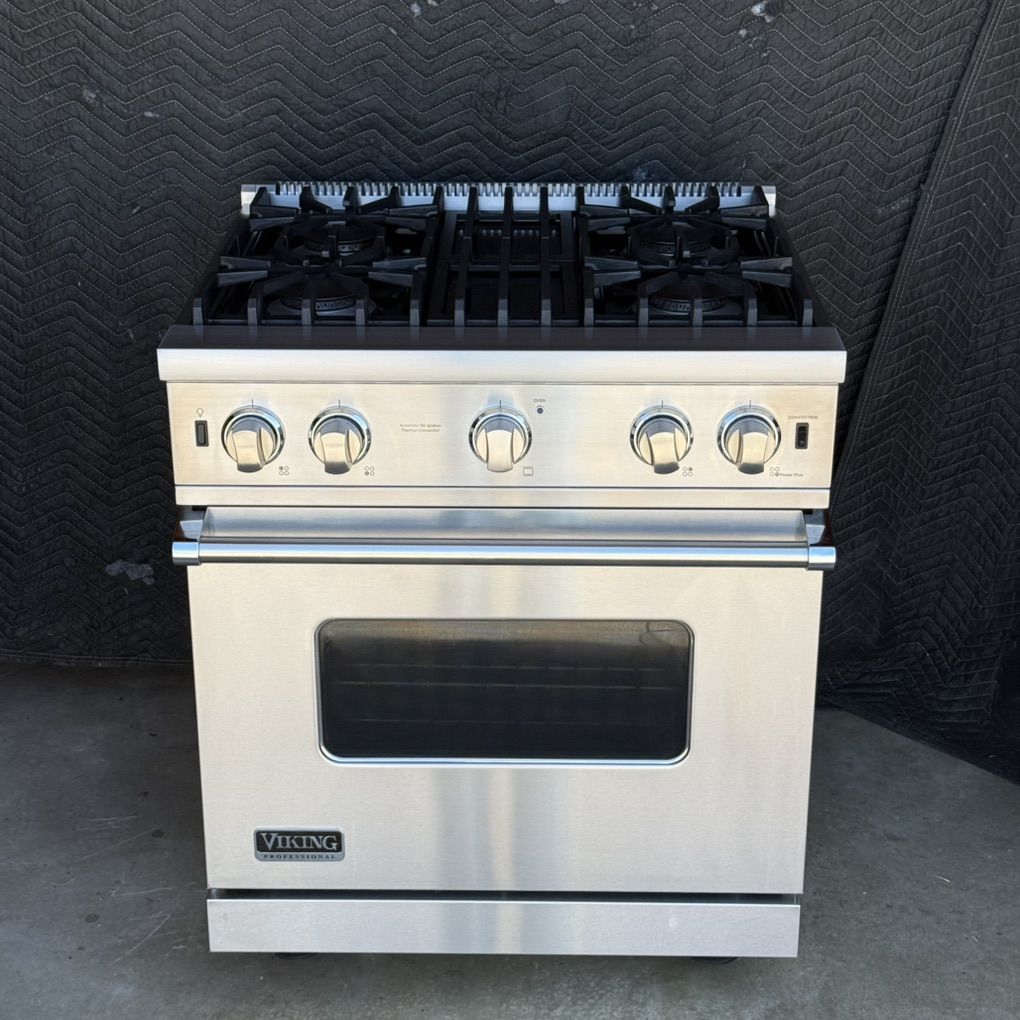 Like New- Viking Pro 30 Inch Gas Range 5 Series