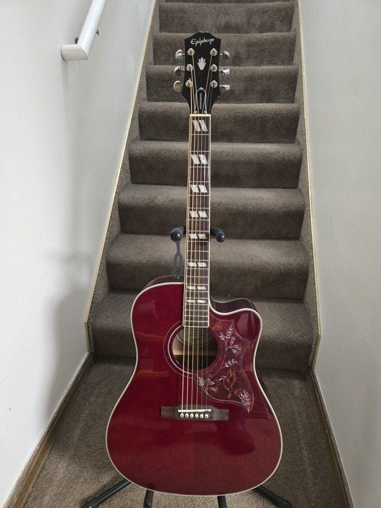 Epiphone Hummingbird Acoustic Guitar