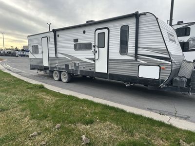 2021 Coleman CM300TQ21 Toy Hauler – Keystone Manufactured