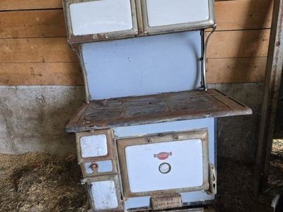 Antique Silger Stove Top Range Oven - Vintage Wood/Coal Burning Cookstove it's an old coal got a water jacket in it also