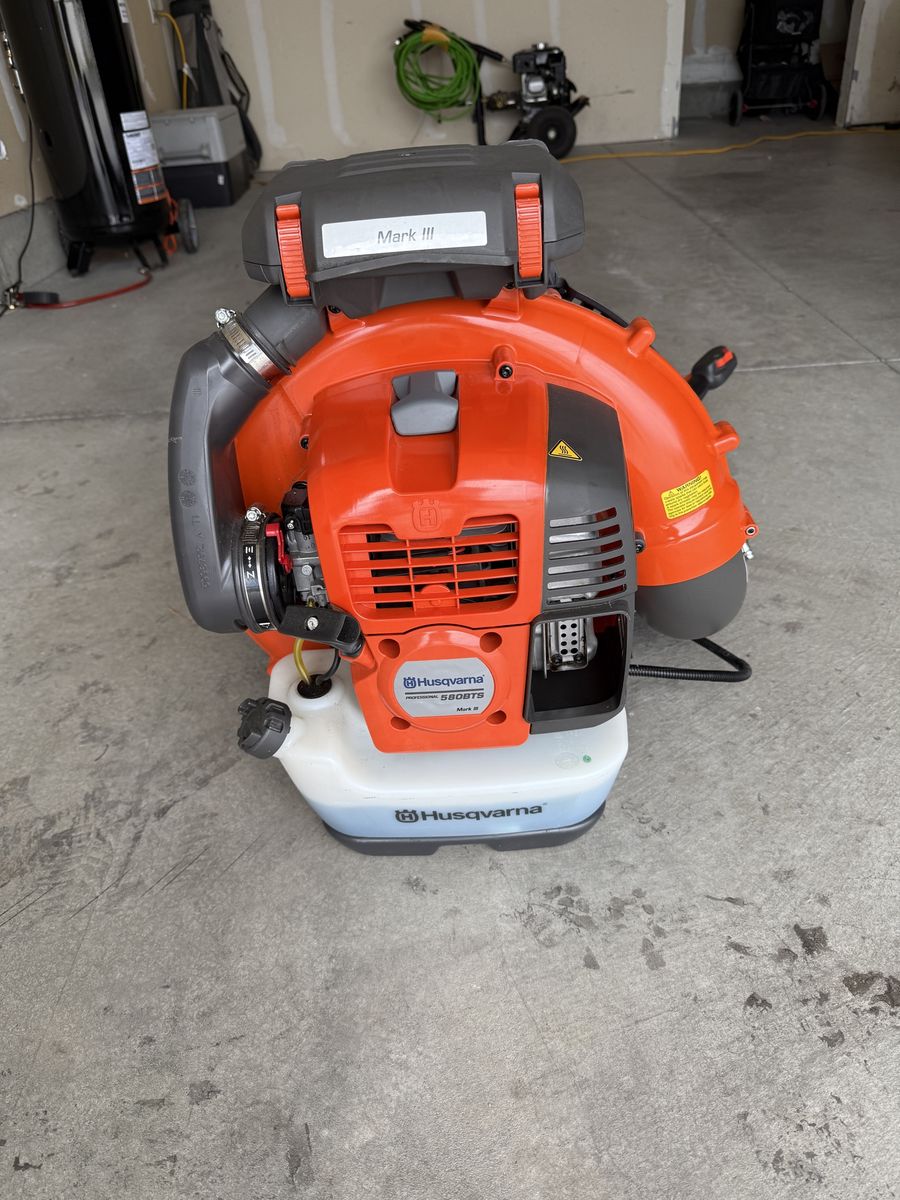 Husqvarna Professional 580BTS Backpack Leaf Blower - Lightly Used, Powerful 75.6cc Engine