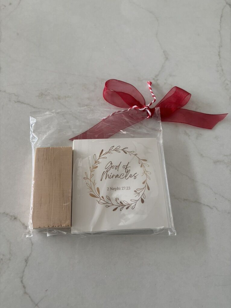 25 Names of Christ Cards & Wooden Stand