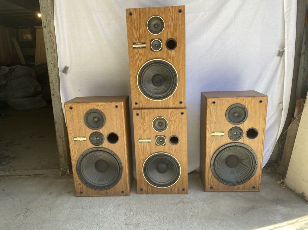 Retro Speakers