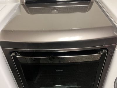 LG electric Dryer With Steam OptIon