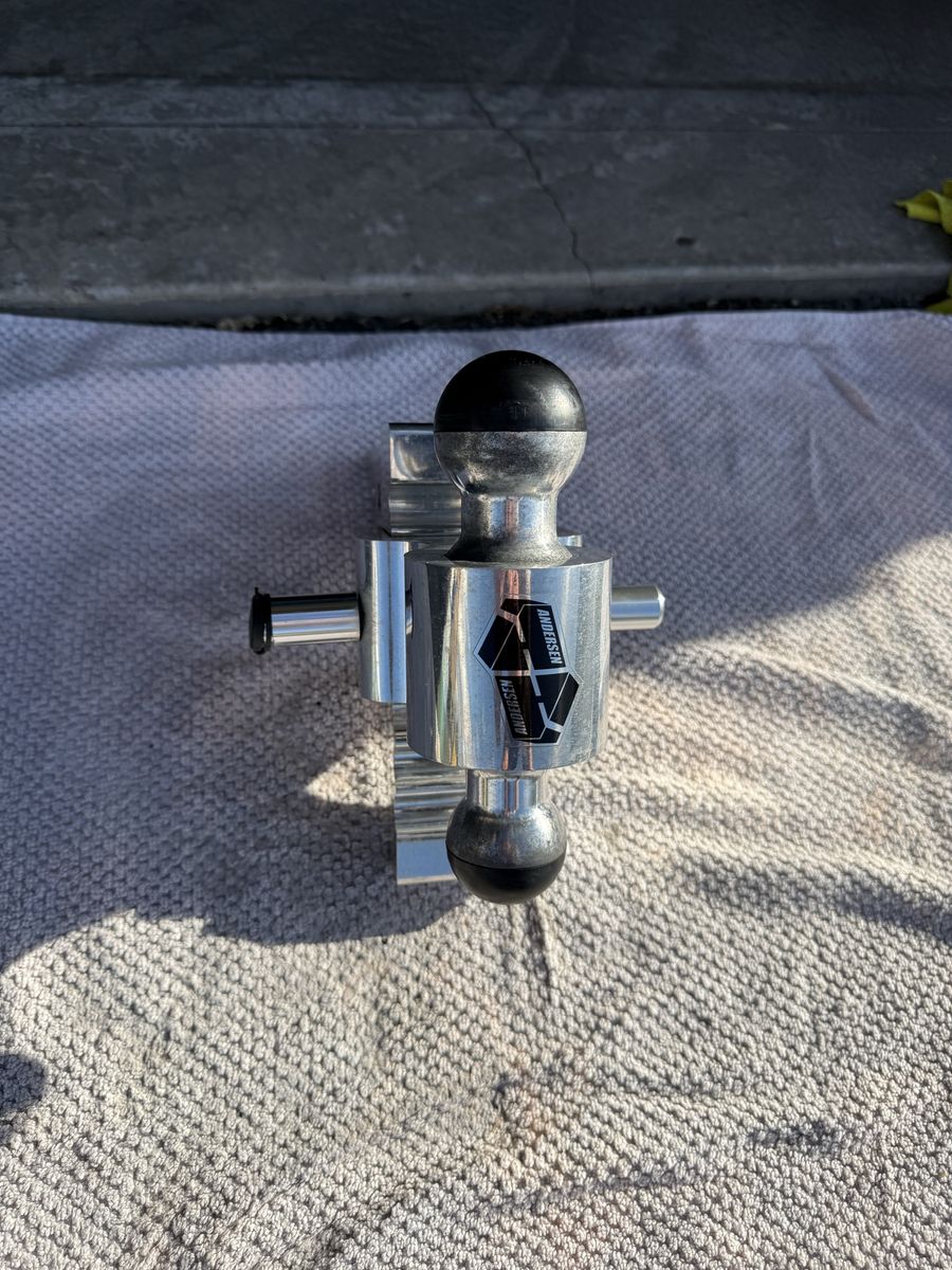 Andersen 2 1/2” hd aluminum hitch .