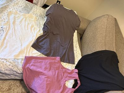 Lululemon woman’s tank and dress