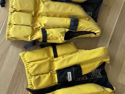 Extrasport Hi Float Pro PFDs