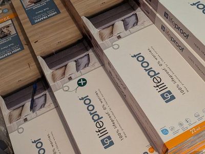 Vinyl Wood Flooring (16 boxes/cases)