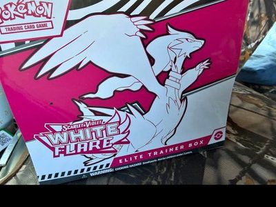 White Flare Scarlet & Violet Pokémon Cards