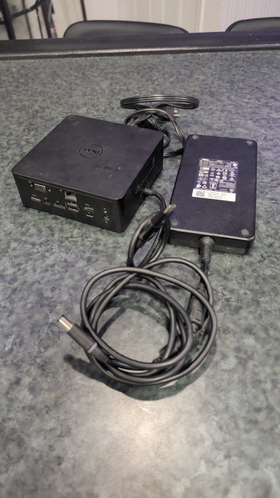 Dell TB16 Thunderbolt 3 Docking Station with 240 W Power Supply