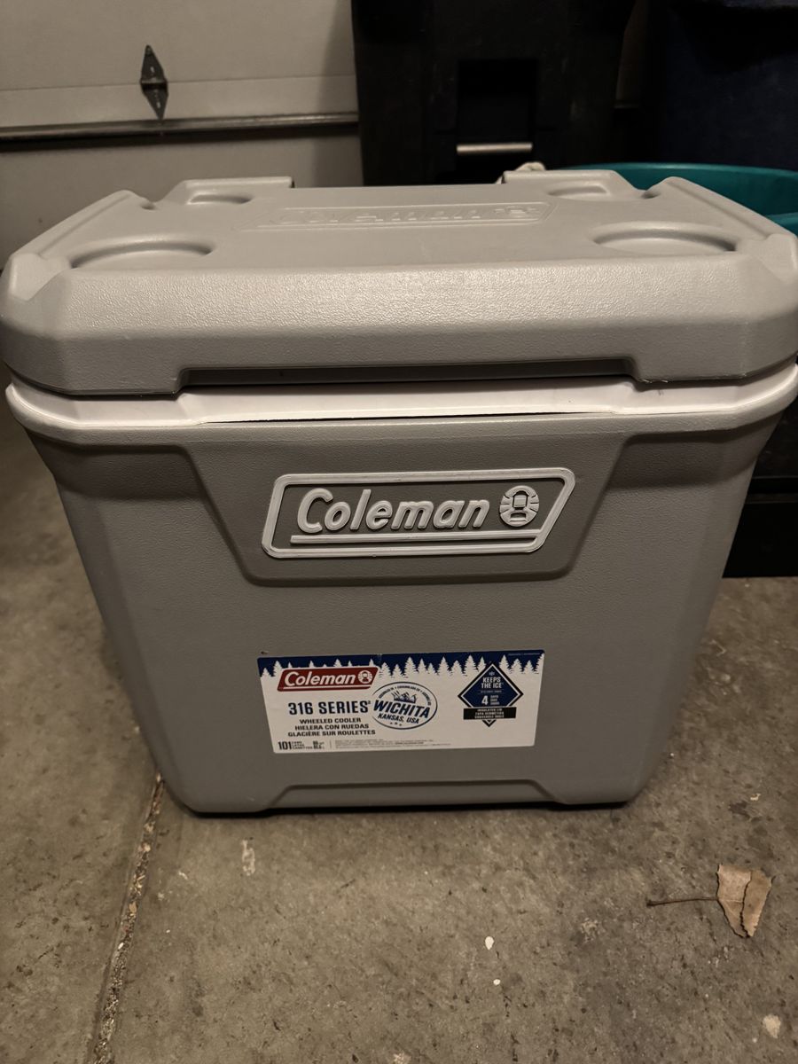 Coleman 316 Series, Wheeled Cooler; 65 Quart