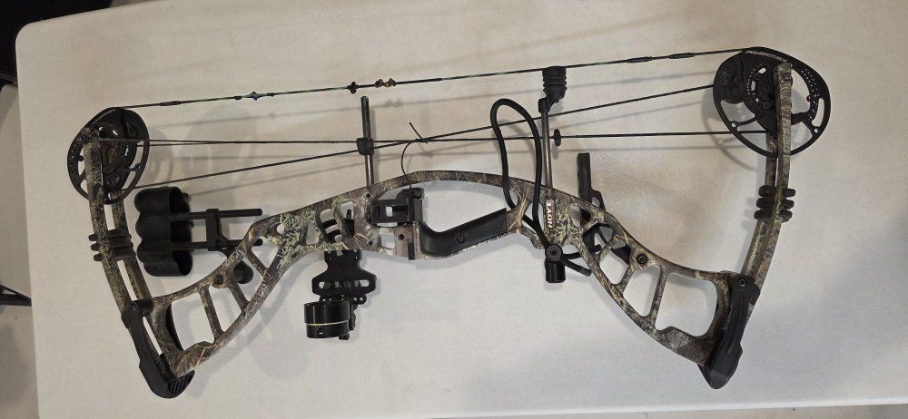 Hoyt Powermax Compound Bow