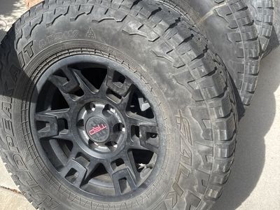 Wild peak at3w, tire TRD 4 tire set
