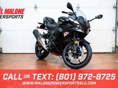 2026 Kawasaki Ninja 500 CA Metallic Flat Spark Bla