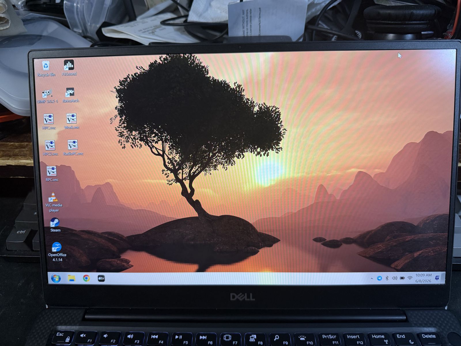 Dell XPS 13" (9305) Ultra-Thin Laptop - 1TB SSD, 8GB RAM, Silver - Mint Condition