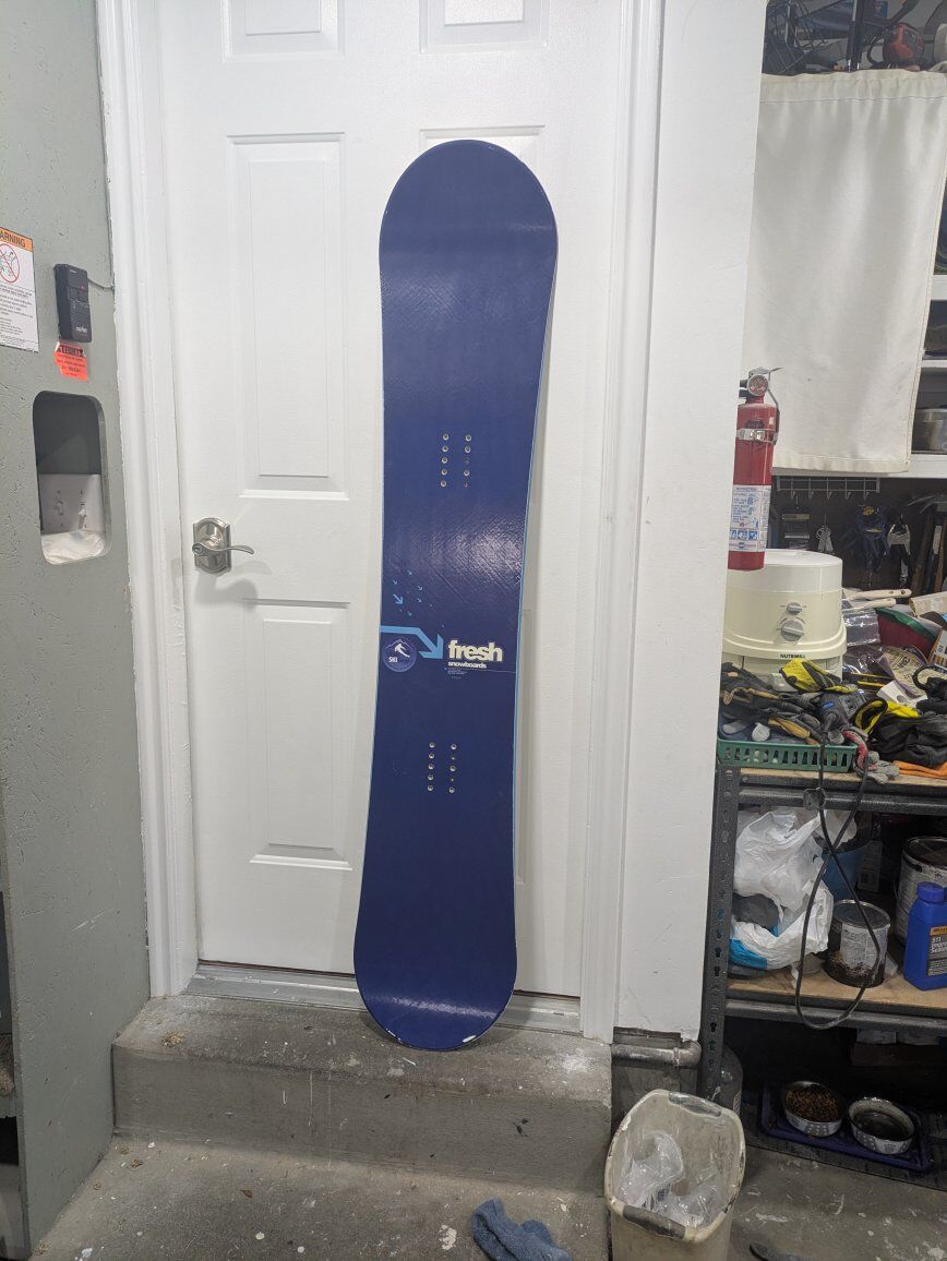 160cm snowboard
