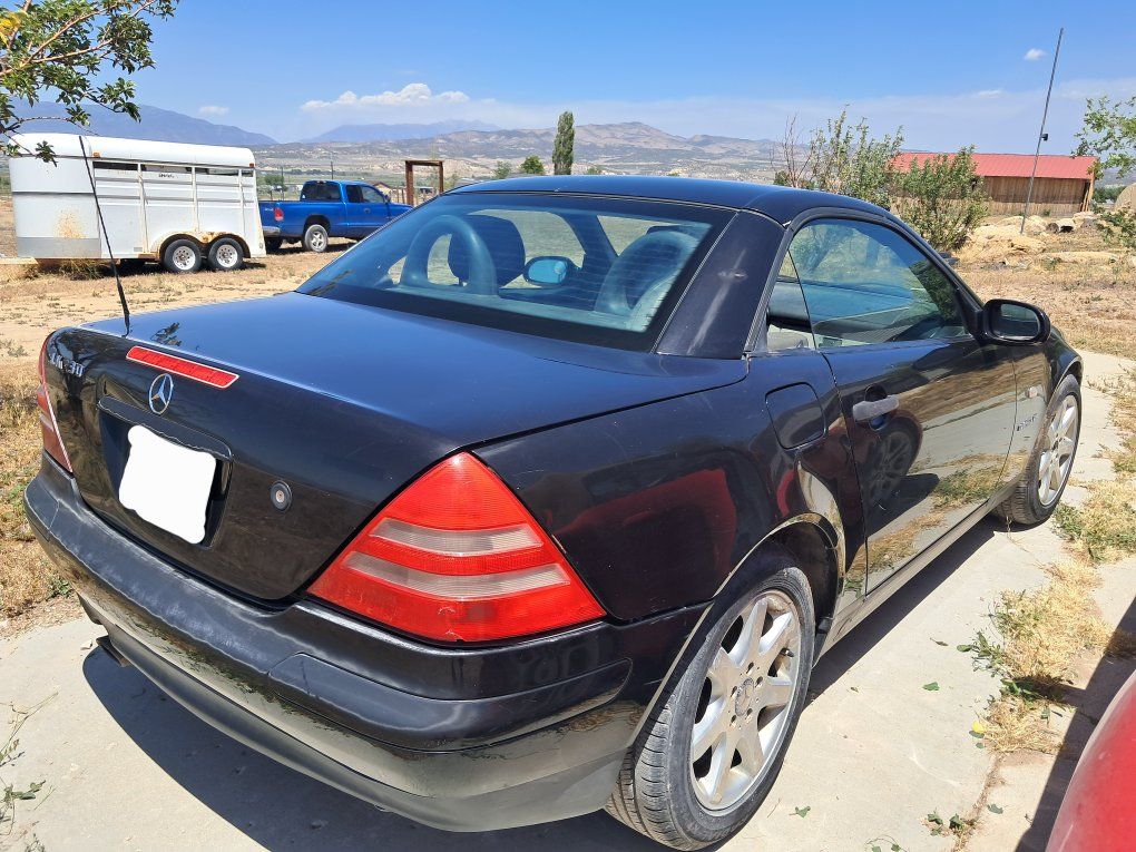 2000 Mercedes-Benz SLK-Class 2.3L Kompressor