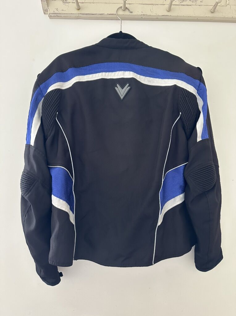 Nice Motorcycle Jacket With Protective Pads