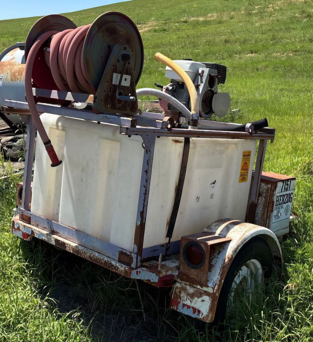 Compact Utility Portable Water Tank Trailer System Construction Jobsite Support Single Axle Tow Behind Road Grounds Maintenance