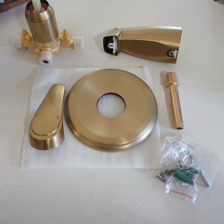 Brushed Gold bathtub faucet, handle set