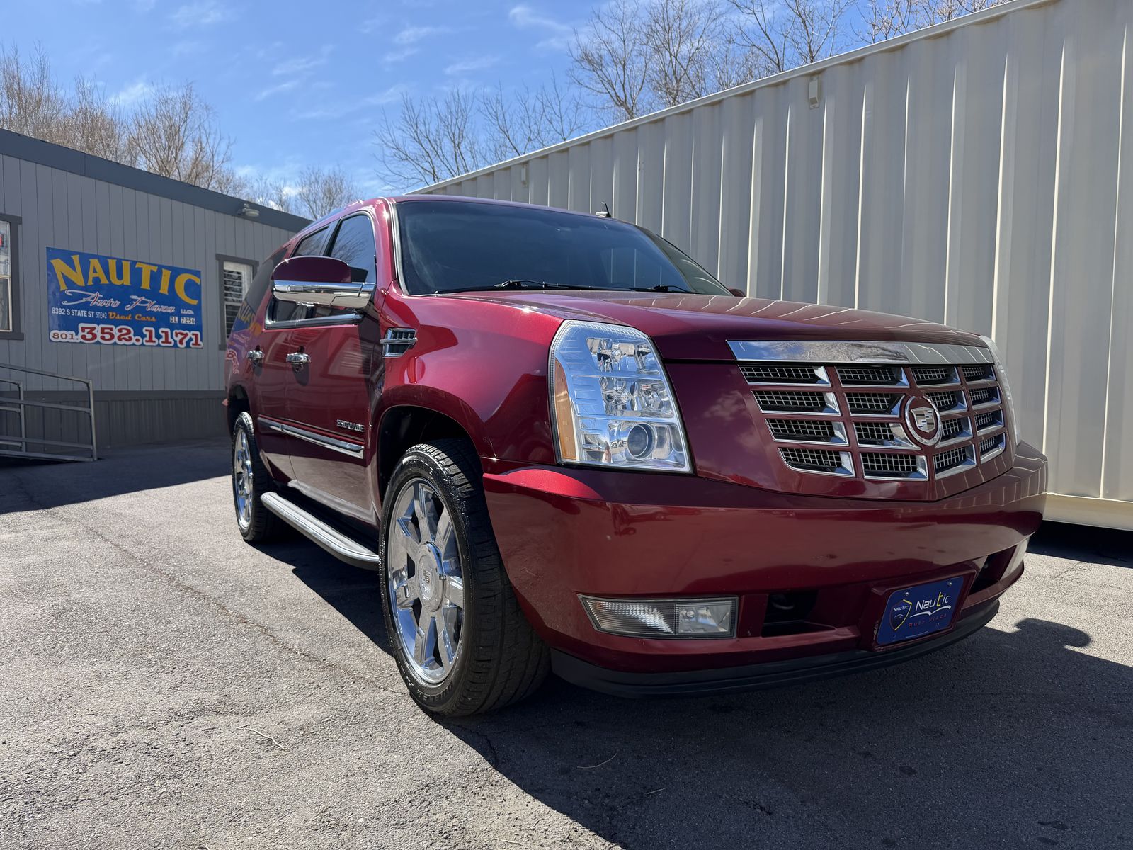 2010 CADILLAC ESCALADE Luxury