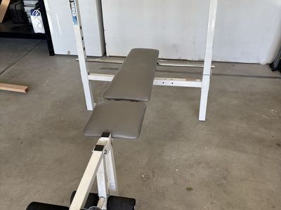 Weider FID Weight Bench with barbell rack