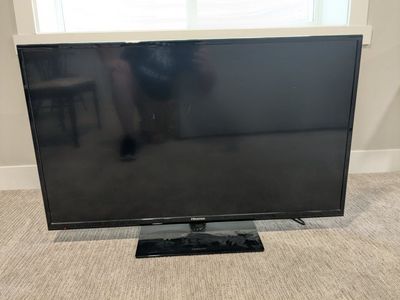 46" Hisense TV