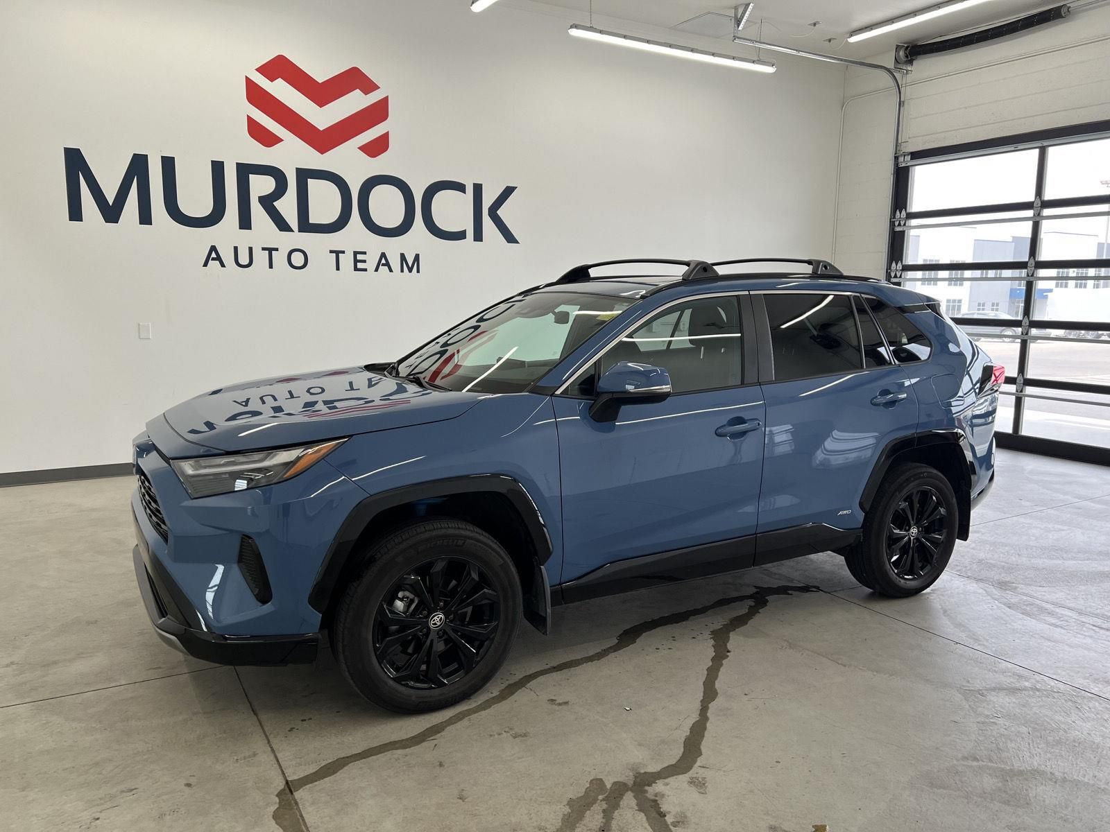 2024 Toyota RAV4 SE