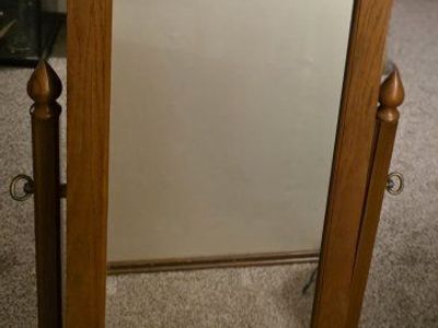 Wooden Floor-Standing Jewelry Armoire Mirror with Storage